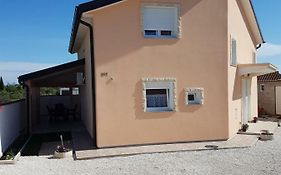 Apartmani Luca